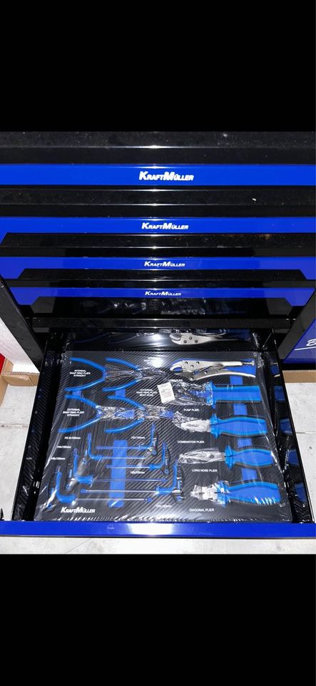 XXL-Werkzeugwagen komplett mit Werkzeugen + Koffer